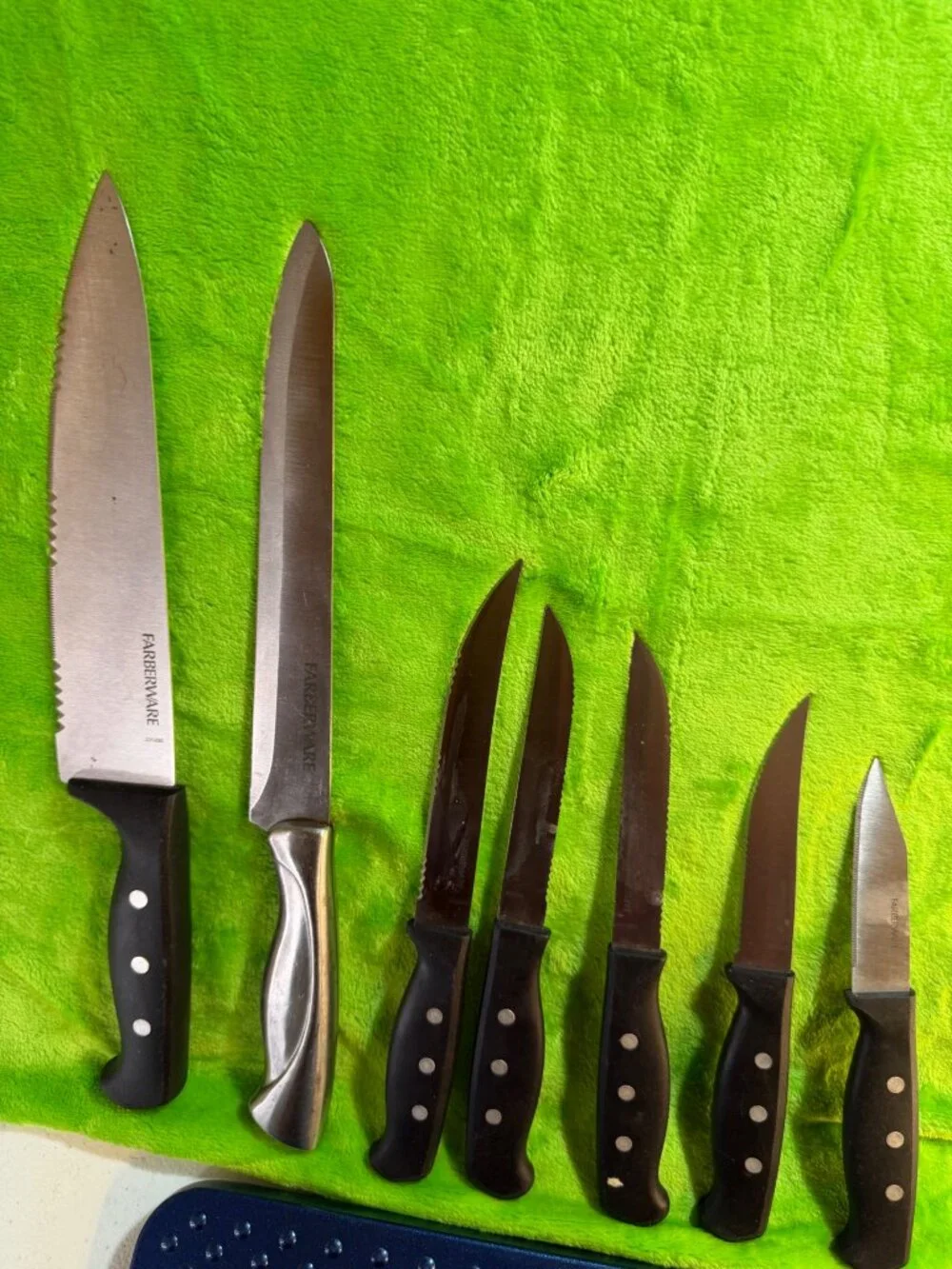 Farberware Knife Set with Black Handles and Stainless Steel Blades